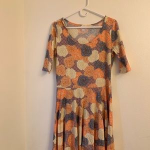 Large floral Lularoe Nicole